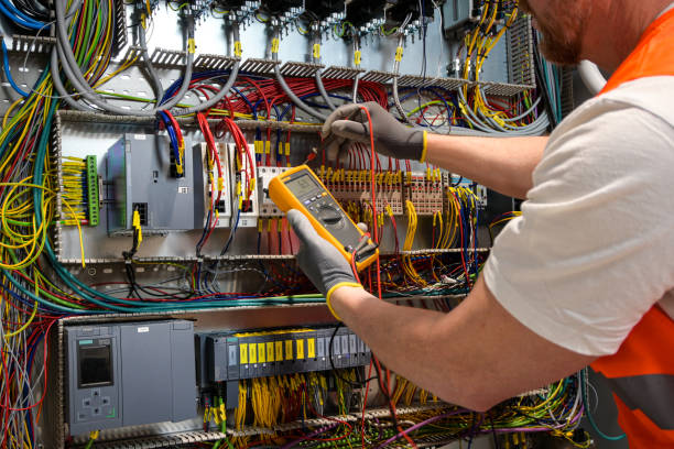 Best Circuit Breaker Repair  in Dodgeville, WI